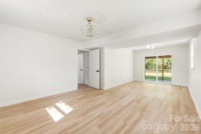 5701 Ilford Street, Charlotte, NC 28215
