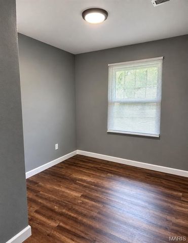6330 Washington Avenue, St Louis, MO 63134