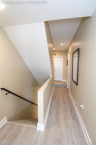 533 E Harrison Avenue 38, Royal Oak, MI 48067