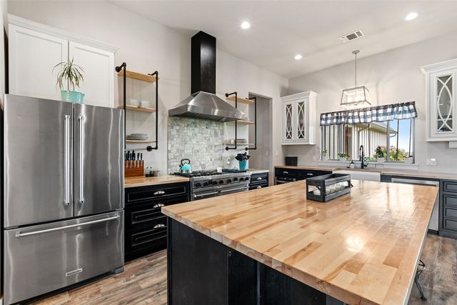 3017 Shooting Star Court, Graford, TX 76449