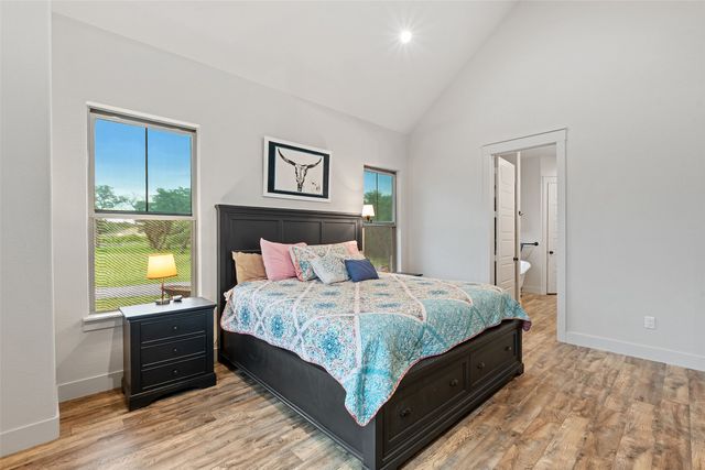 3017 Shooting Star Court, Graford, TX 76449