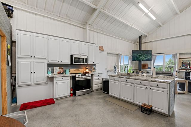 3017 Shooting Star Court, Graford, TX 76449