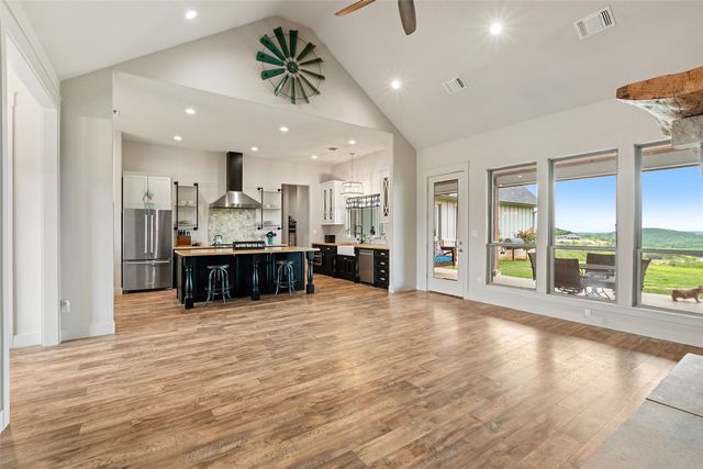 3017 Shooting Star Court, Graford, TX 76449