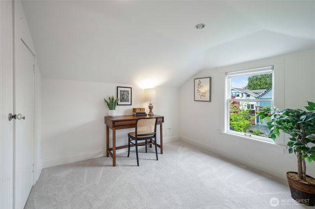 614 NW 74th Street, Seattle, WA 98117