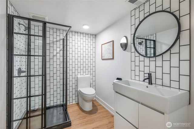 614 NW 74th Street, Seattle, WA 98117