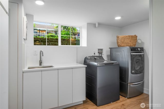 614 NW 74th Street, Seattle, WA 98117