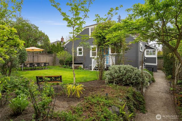 614 NW 74th Street, Seattle, WA 98117