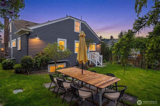 614 NW 74th Street, Seattle, WA 98117