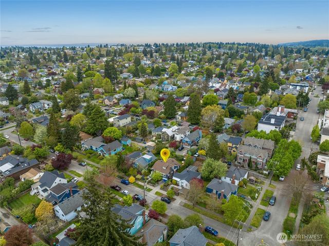 614 NW 74th Street, Seattle, WA 98117