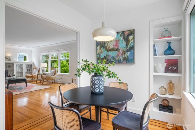 614 NW 74th Street, Seattle, WA 98117