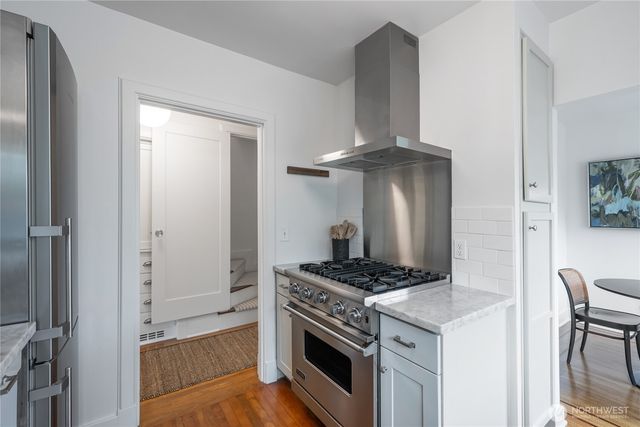 614 NW 74th Street, Seattle, WA 98117