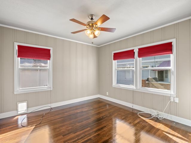 1515 N Vagedes Avenue, Fresno, CA 93728