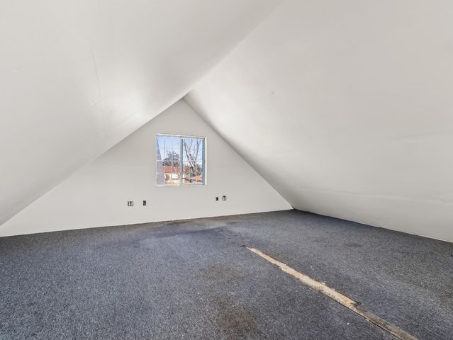 1515 N Vagedes Avenue, Fresno, CA 93728