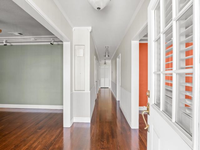 1515 N Vagedes Avenue, Fresno, CA 93728