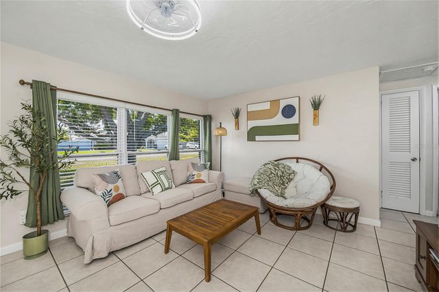 1050 OLYMPIA ROAD, Venice, FL 34293