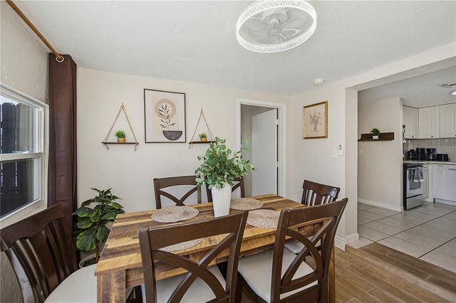 1050 OLYMPIA ROAD, Venice, FL 34293