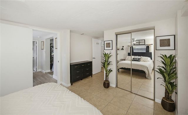1050 OLYMPIA ROAD, Venice, FL 34293