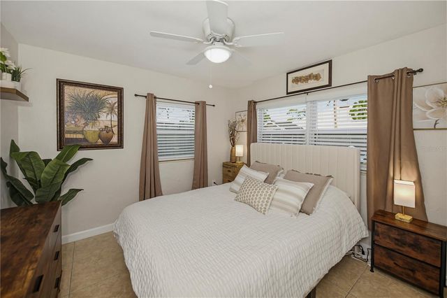 1050 OLYMPIA ROAD, Venice, FL 34293