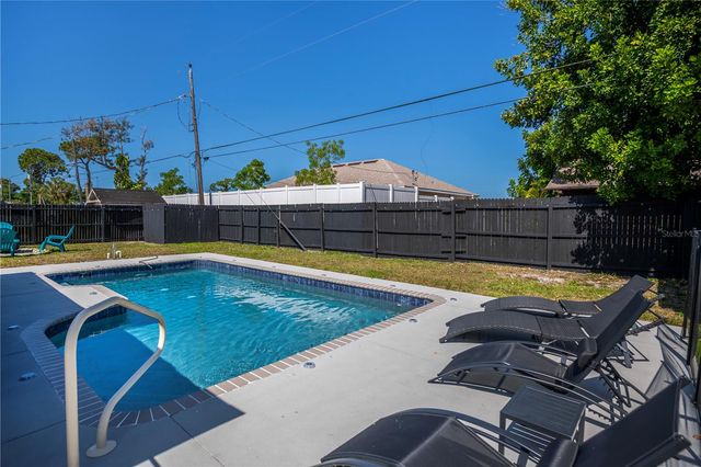 1050 OLYMPIA ROAD, Venice, FL 34293
