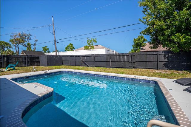 1050 OLYMPIA ROAD, Venice, FL 34293