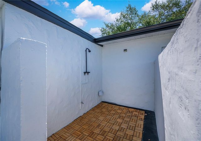 1050 OLYMPIA ROAD, Venice, FL 34293