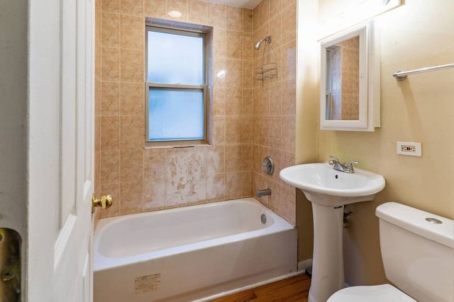 8154 S Drexel Avenue 2E, Chicago, IL 60619