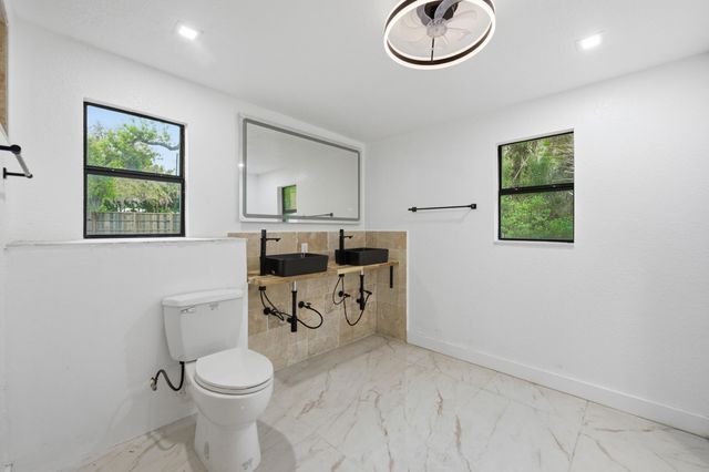 2529 Rainbow Drive, Fort Pierce, FL 34981