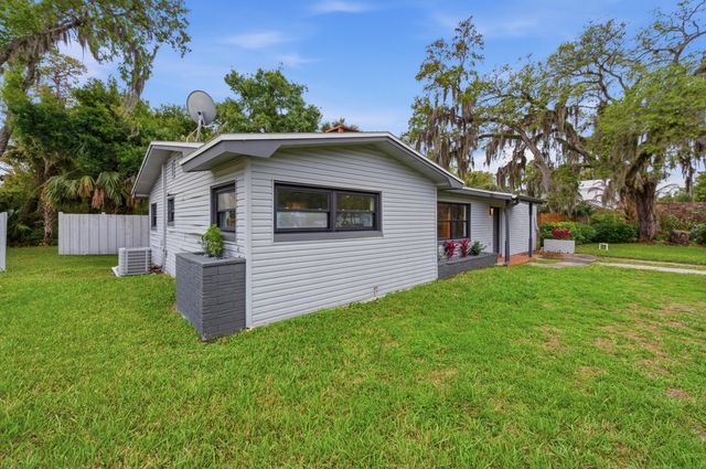 2529 Rainbow Drive, Fort Pierce, FL 34981