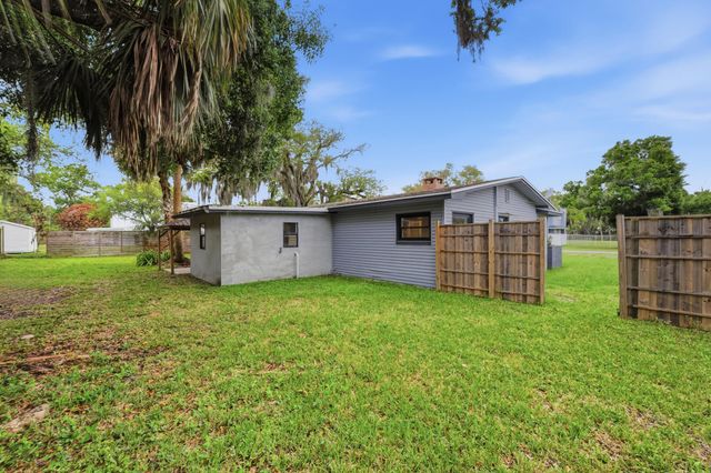 2529 Rainbow Drive, Fort Pierce, FL 34981
