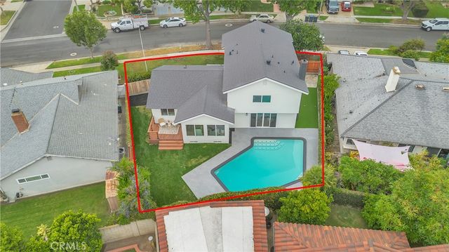 2525 N Pacific, Santa Ana, CA 92706