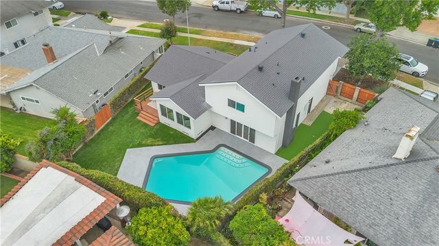 2525 N Pacific, Santa Ana, CA 92706