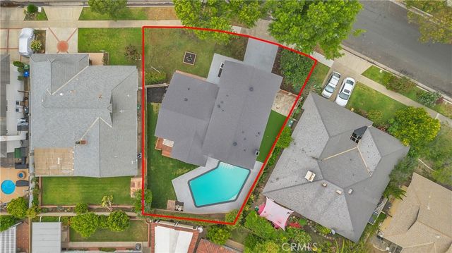 2525 N Pacific, Santa Ana, CA 92706