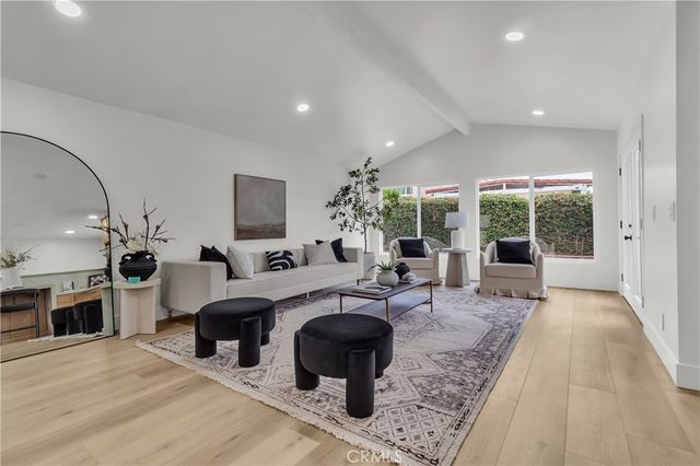 2525 N Pacific, Santa Ana, CA 92706