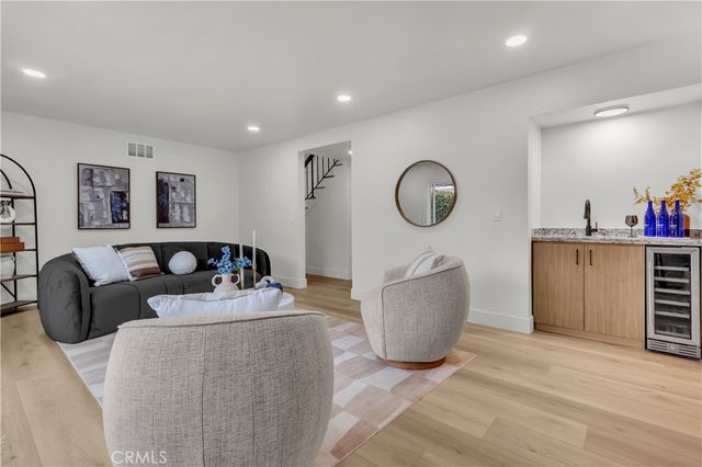 2525 N Pacific, Santa Ana, CA 92706