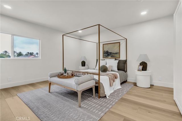2525 N Pacific, Santa Ana, CA 92706