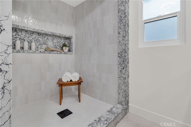 2525 N Pacific, Santa Ana, CA 92706
