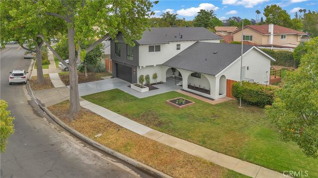 2525 N Pacific, Santa Ana, CA 92706