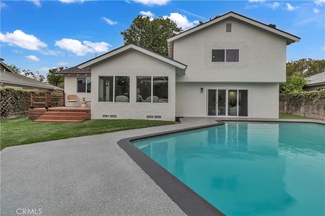 2525 N Pacific, Santa Ana, CA 92706
