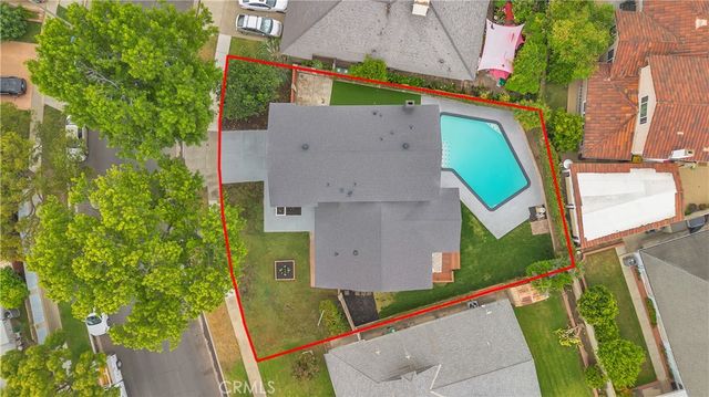 2525 N Pacific, Santa Ana, CA 92706