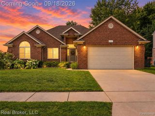 51301 Brushford Drive, Chesterfield, MI 48047