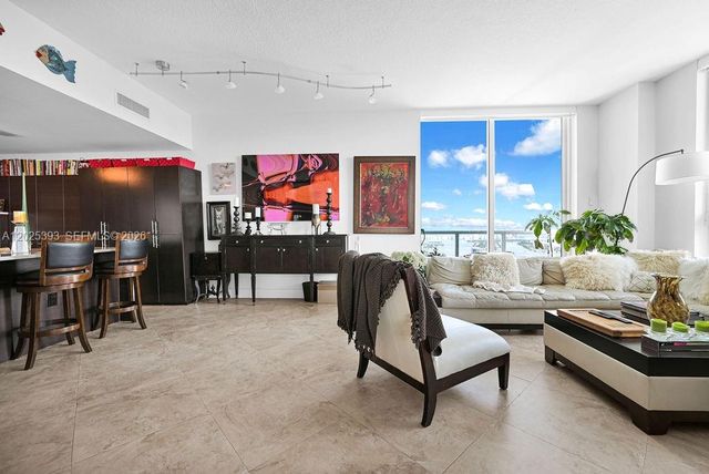 1900 N Bayshore Dr 5103, Miami, FL 33132