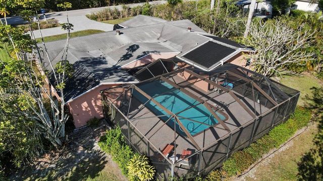 10930 SW 27th Ct, Davie, FL 33328