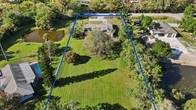 10930 SW 27th Ct, Davie, FL 33328