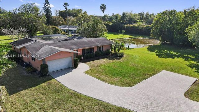 10930 SW 27th Ct, Davie, FL 33328