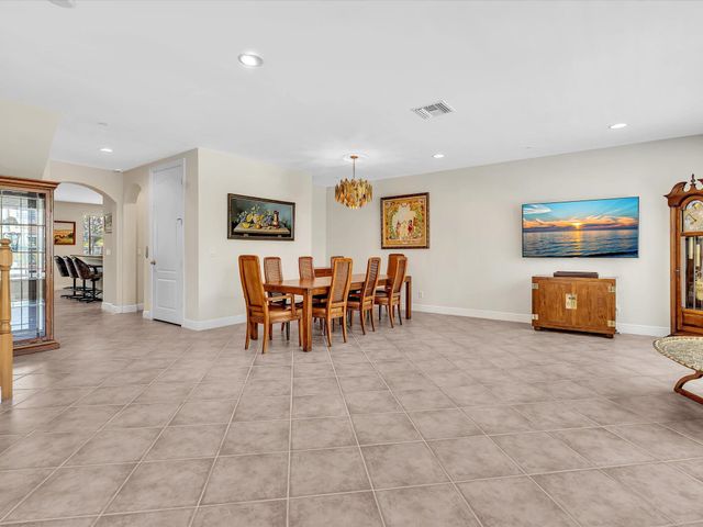 5575 NE Trieste Way, Boca Raton, FL 33487