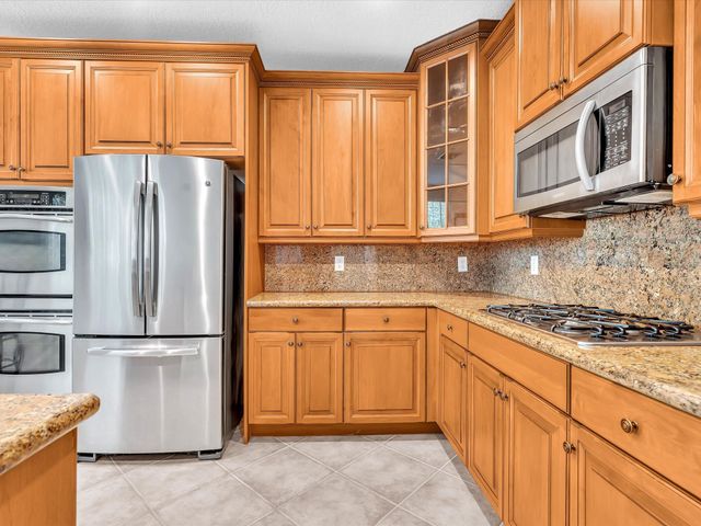 5575 NE Trieste Way, Boca Raton, FL 33487