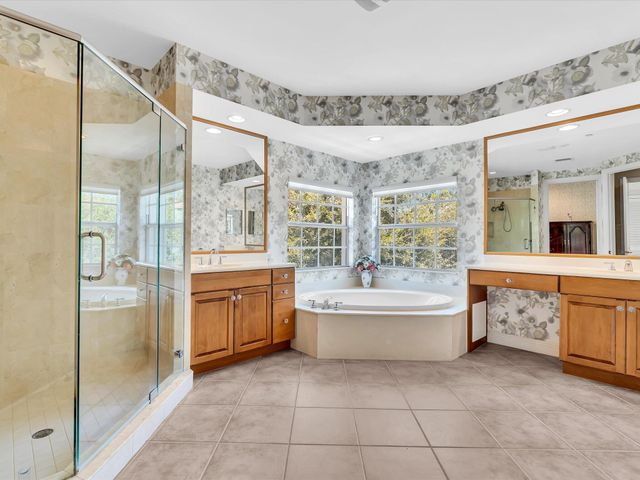 5575 NE Trieste Way, Boca Raton, FL 33487