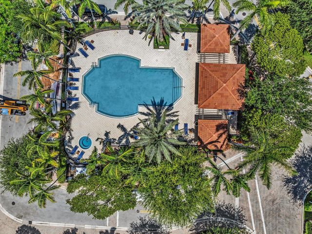 5575 NE Trieste Way, Boca Raton, FL 33487