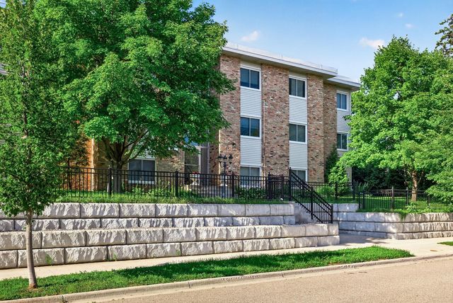 5911 Oxford Street 7, Saint Louis Park, MN 55416