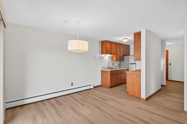 5911 Oxford Street 7, Saint Louis Park, MN 55416